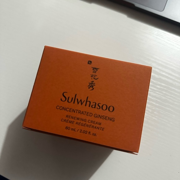Sulwhasoo Concentrated Ginseng Rejuvenating Cream NEVER USED IN BOX! - Picture 7 of 10